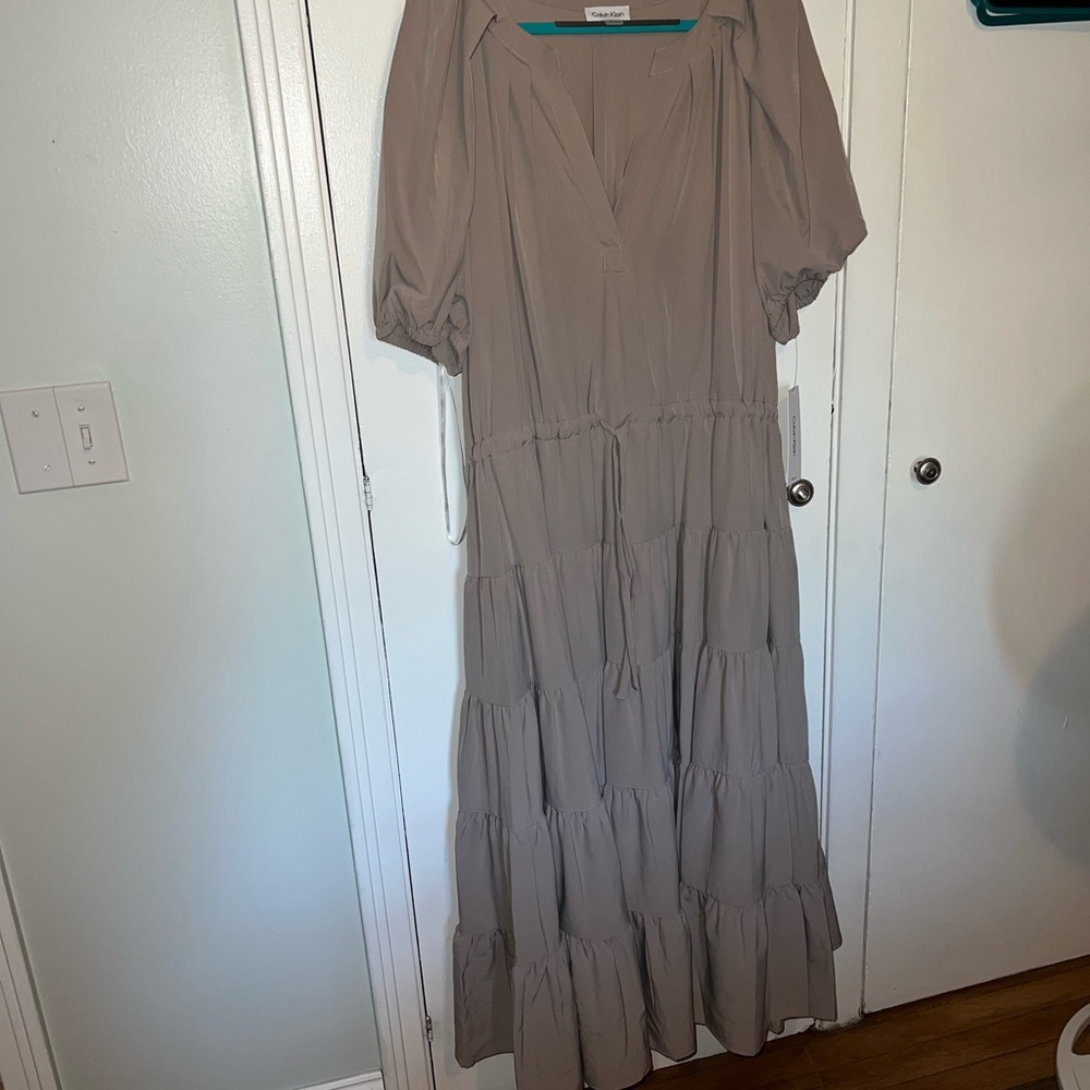 NWT Calvin Klein tiered dress